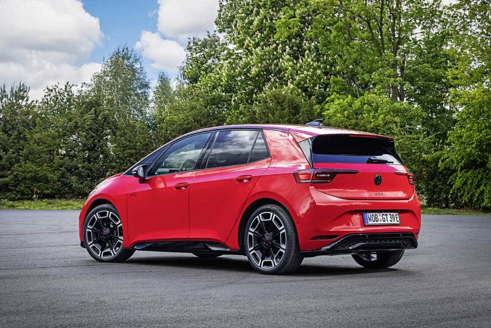 https://cdn.autogreeknews.gr/wp-content/uploads/2026/09/vw-id.3-gti-official-9-1.jpg