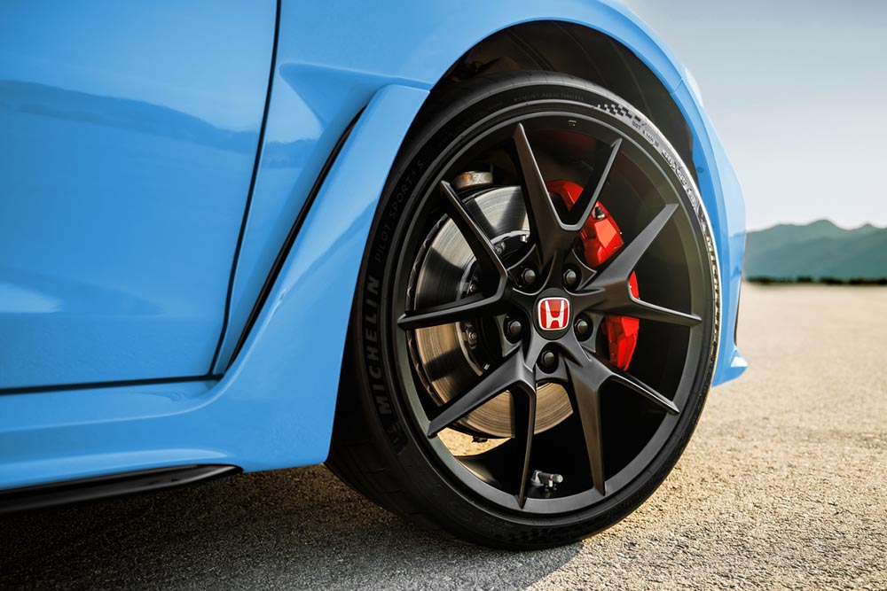 https://cdn.autogreeknews.gr/wp-content/uploads/2026/10/12-2027-Honda-Civic-Type-R.jpg
