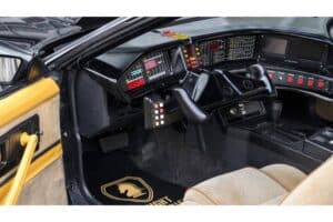 1982-pontiac-firebird-trans-am-knight-rider-k-i-t- (1)