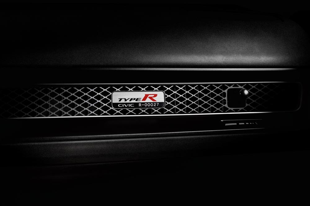 https://cdn.autogreeknews.gr/wp-content/uploads/2026/10/20-2027-Honda-Civic-Type-R.jpg