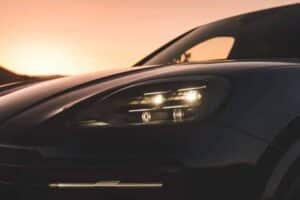 2024-porsche-cayenne-s-coupe-exterior-headlight