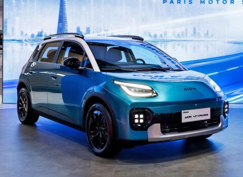 Νέο compact crossover Aion UT Cross