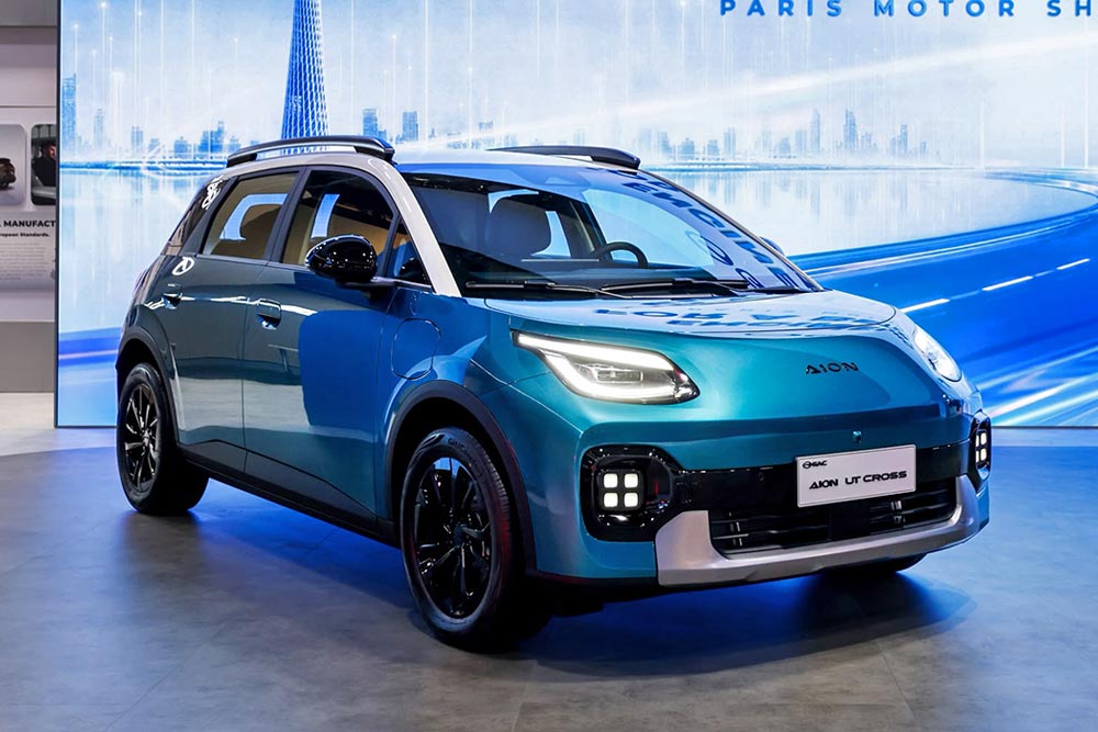 Νέο compact crossover Aion UT Cross