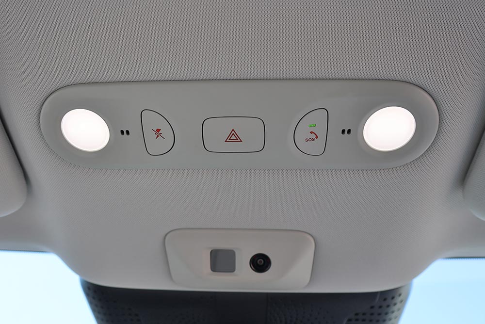 https://cdn.autogreeknews.gr/wp-content/uploads/2026/10/Aion-UT-interior-19.jpg