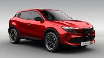 Νέα Alfa Romeo Junior Ibrida Business με ΛΤΠΦ 19.972 ευρώ