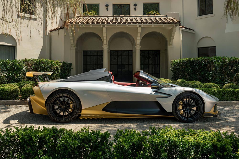 https://cdn.autogreeknews.gr/wp-content/uploads/2026/10/Aston-Martin-Valhalla-Spider_11.jpg