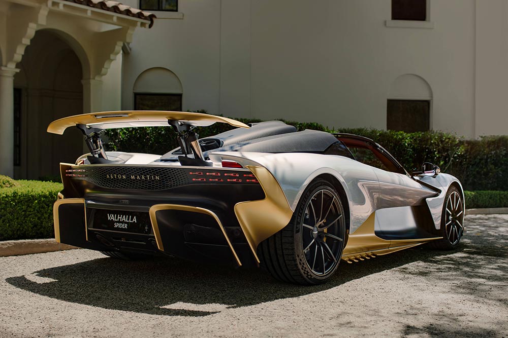 https://cdn.autogreeknews.gr/wp-content/uploads/2026/10/Aston-Martin-Valhalla-Spider_17.jpg
