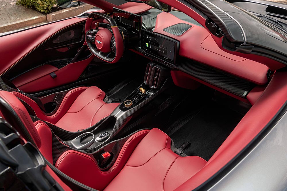https://cdn.autogreeknews.gr/wp-content/uploads/2026/10/Aston-Martin-Valhalla-Spider_22.jpg