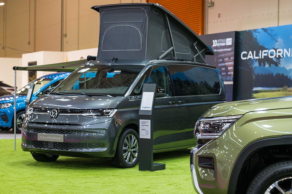 https://cdn.autogreeknews.gr/wp-content/uploads/2026/10/Auto-Athina-Sample1-LowRes-46.jpg