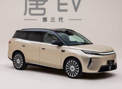 Νέο BYD Tang με 691 ίππους και διαστημική καμπίνα