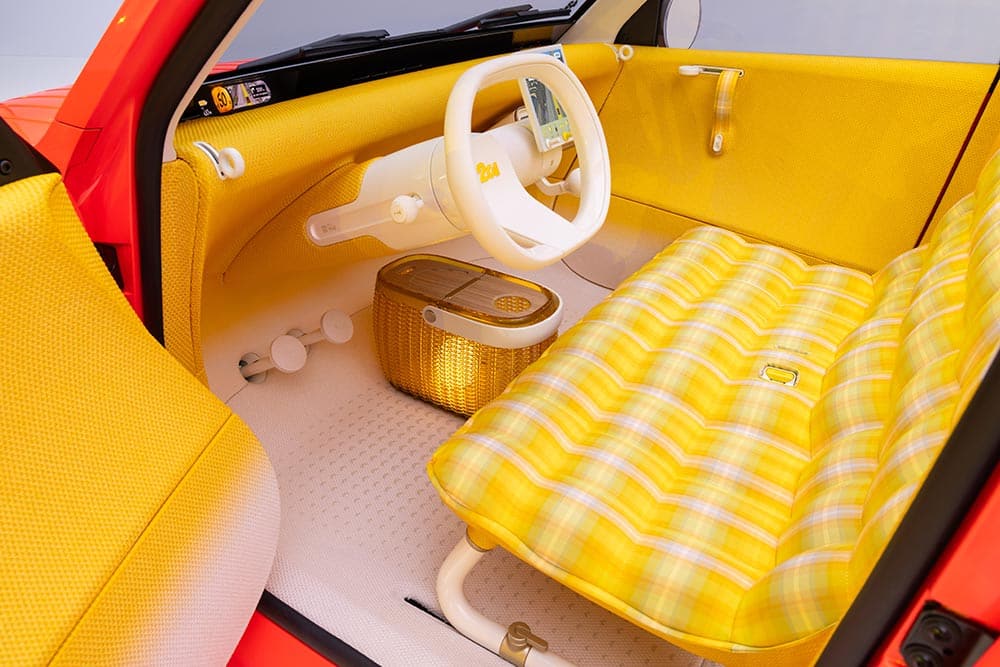 https://cdn.autogreeknews.gr/wp-content/uploads/2026/10/Citroen-2-CV-CONCEPT-18.jpg