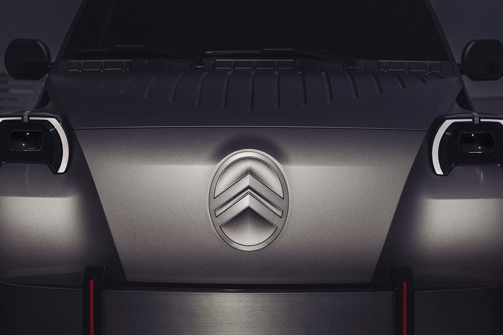 https://cdn.autogreeknews.gr/wp-content/uploads/2026/10/Citroen-2-CV-Fourgonnette-Concept-9.jpg
