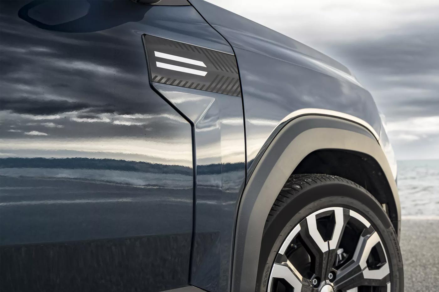 https://cdn.autogreeknews.gr/wp-content/uploads/2026/10/Dacia-Bigster-detail.jpg