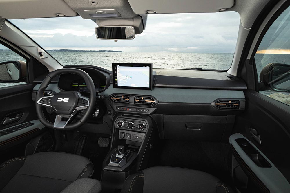 https://cdn.autogreeknews.gr/wp-content/uploads/2026/10/Dacia-Jogger-hybrid-155-Extreme-version-21.jpg