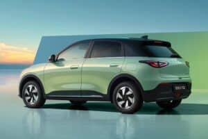 Geely E2 (16)
