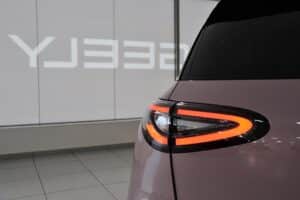 Geely E2 ekthesi (14)