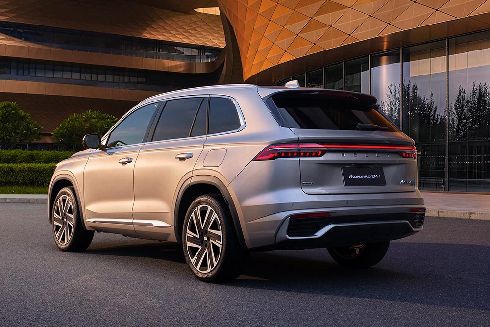 https://cdn.autogreeknews.gr/wp-content/uploads/2026/10/Geely-Monjaro-EM-i-3.jpg