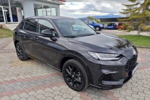 Honda-ZR-V-used-3