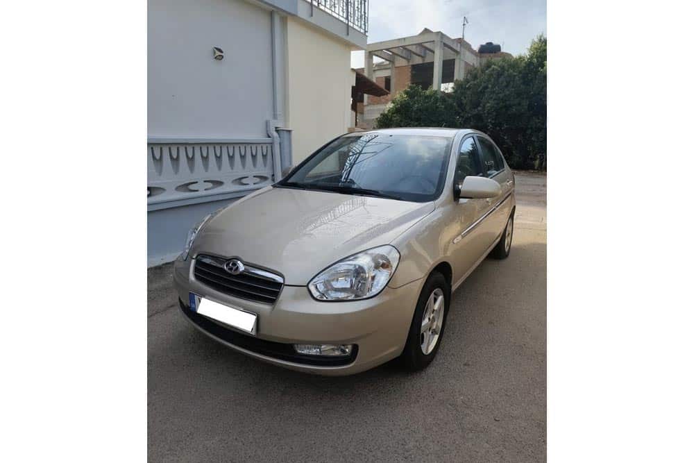 https://cdn.autogreeknews.gr/wp-content/uploads/2026/10/Hyundai-Accent-2010-used-2.jpg