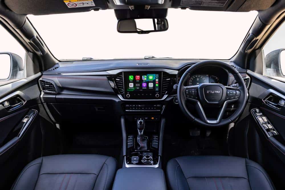 https://cdn.autogreeknews.gr/wp-content/uploads/2026/10/Isuzu_MU-X-3.jpg