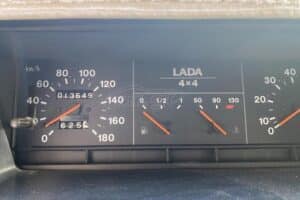 Lada Niva «του γάλακτος» με μόλις 13.600 χλμ.