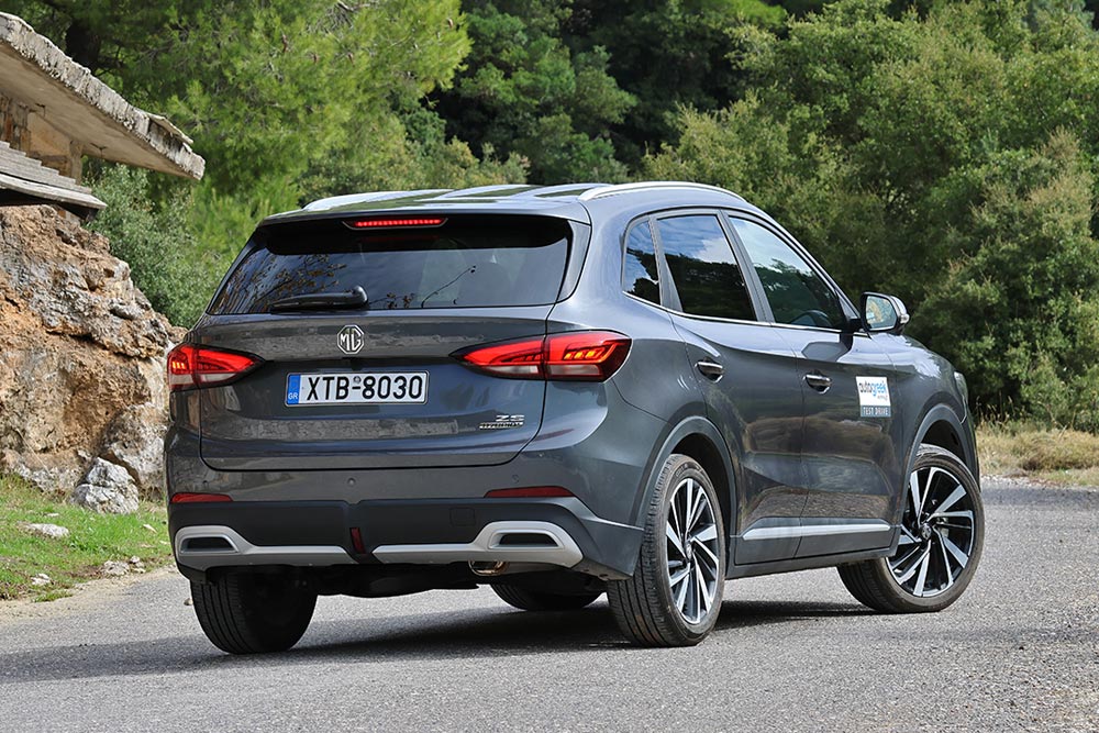https://cdn.autogreeknews.gr/wp-content/uploads/2026/10/MG-ZS-Max-Hybrid-15.jpg
