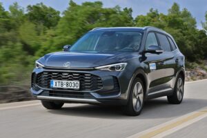 MG ZS Max Hybrid+ (2)