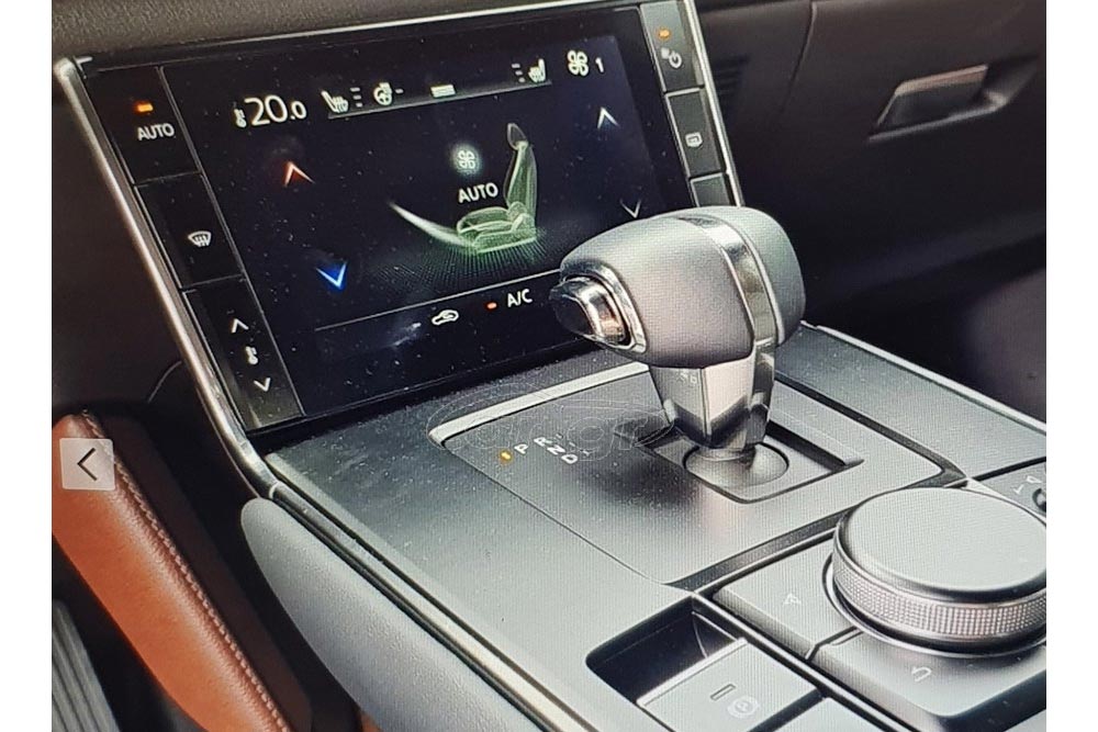 https://cdn.autogreeknews.gr/wp-content/uploads/2026/10/Mazda-MX-30-2020-used-6.jpg