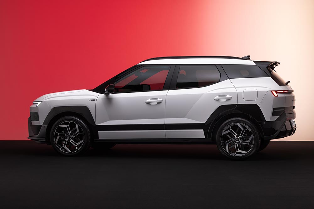 https://cdn.autogreeknews.gr/wp-content/uploads/2026/10/New-Hyundai-Bayon-2026-18.jpg