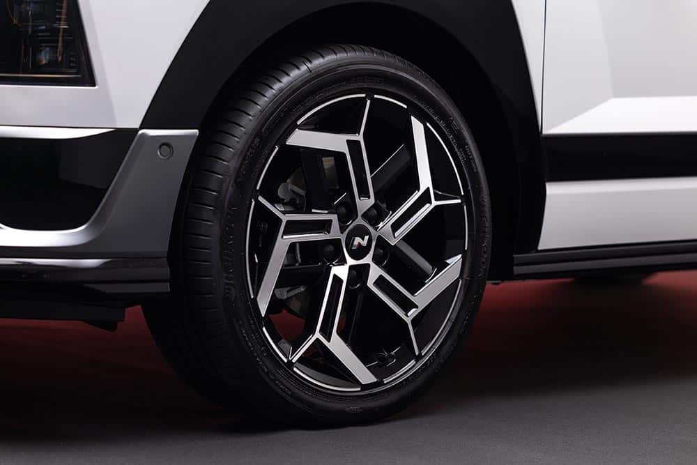 https://cdn.autogreeknews.gr/wp-content/uploads/2026/10/New-Hyundai-Bayon-2026-8.jpg