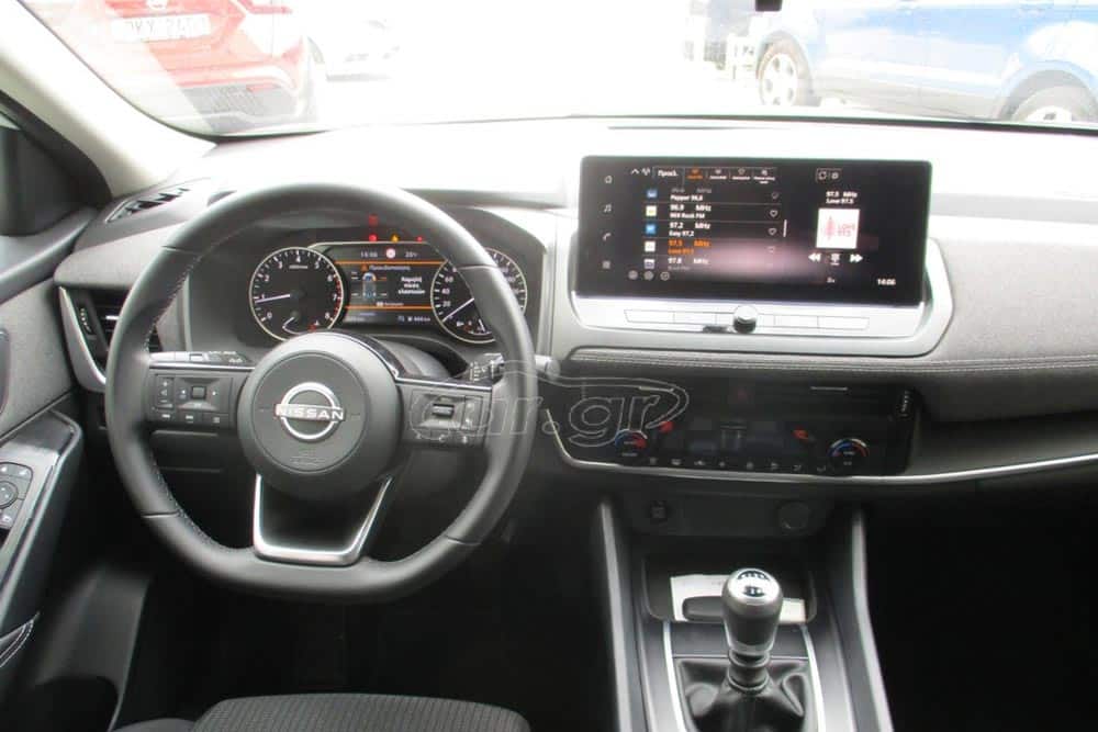 https://cdn.autogreeknews.gr/wp-content/uploads/2026/10/Nissan-Qashqai-2025-used-5.jpg