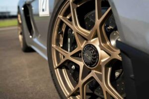 Porsche-Center-Lock-Wheel-1106-1