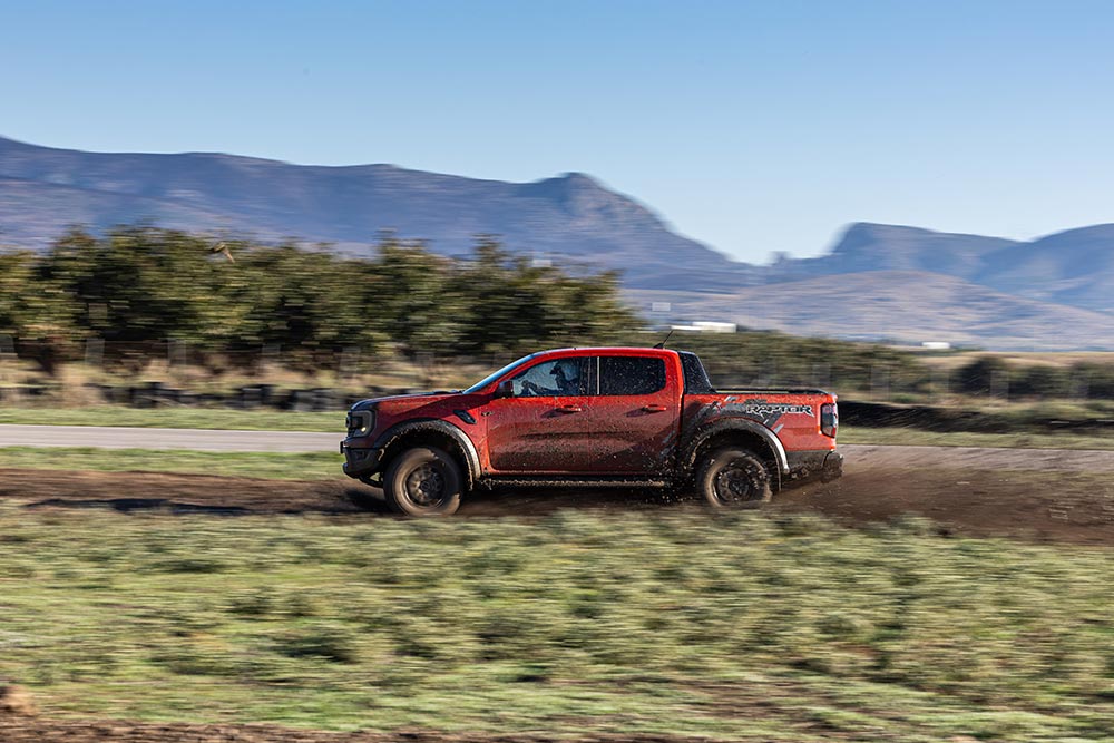 https://cdn.autogreeknews.gr/wp-content/uploads/2026/10/Ready-Set-Ford-Megara-2026-14.jpg
