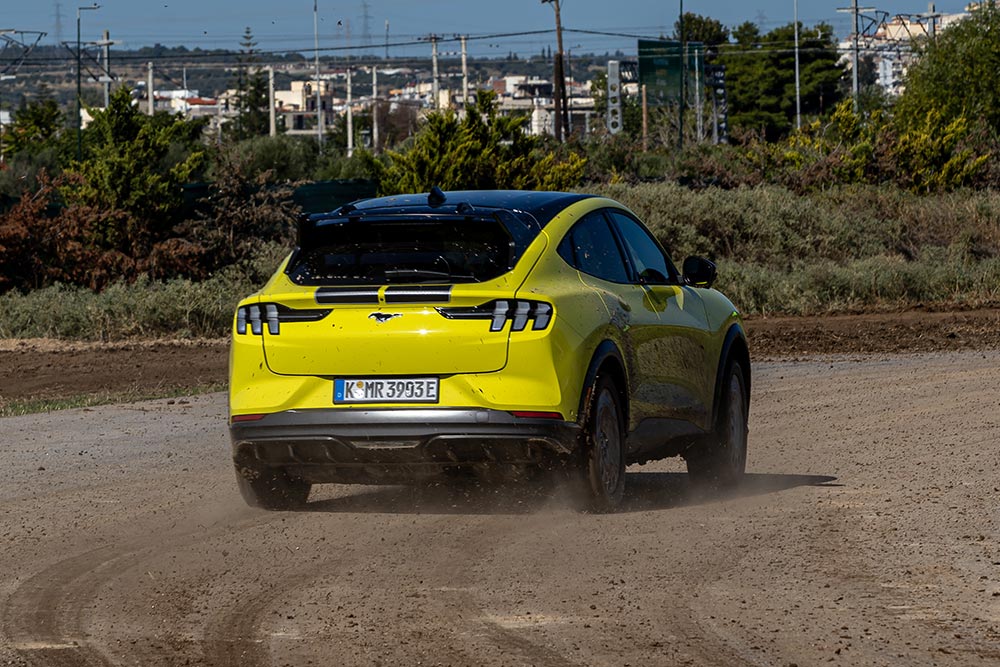 https://cdn.autogreeknews.gr/wp-content/uploads/2026/10/Ready-Set-Ford-Megara-2026-2.jpg