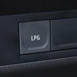 Renault-Captur-LPG-button