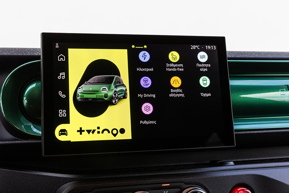 https://cdn.autogreeknews.gr/wp-content/uploads/2026/10/Renault-Twingo-E-Tech-Electric-6.jpg