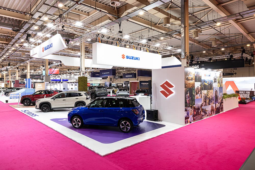 https://cdn.autogreeknews.gr/wp-content/uploads/2026/10/SUZUKI-AUTO-ATHINA-2026-3.jpg