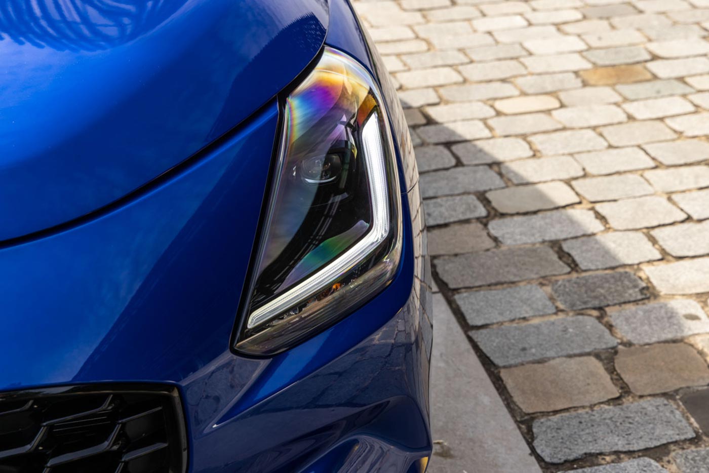 https://cdn.autogreeknews.gr/wp-content/uploads/2026/10/Suzuki-Swift-front-light.jpg