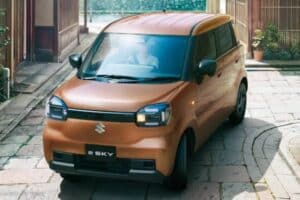 Suzuki-e-Sky-Japan-4-2048×697