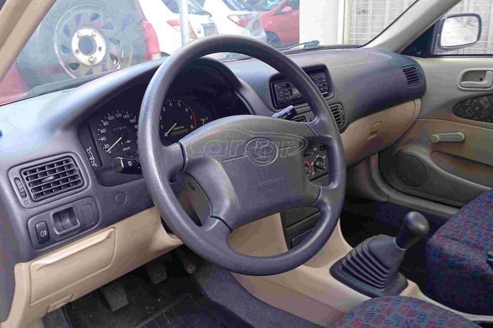 https://cdn.autogreeknews.gr/wp-content/uploads/2026/10/Toyota-Corolla-1997-used-7.jpg