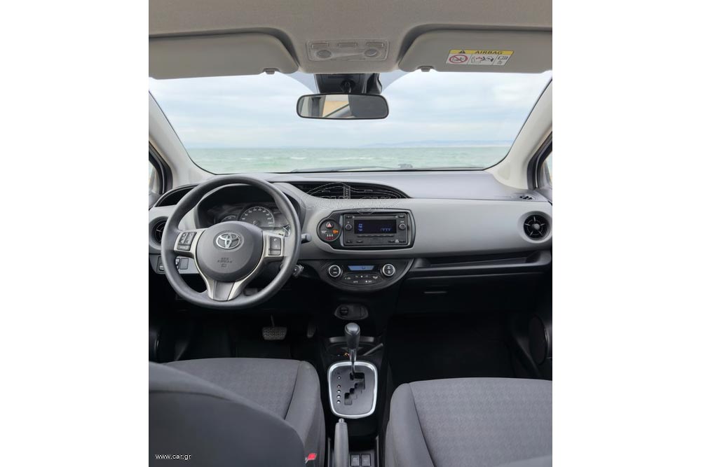 https://cdn.autogreeknews.gr/wp-content/uploads/2026/10/Toyota-Yaris-2019-Hybrid-used-4.jpg