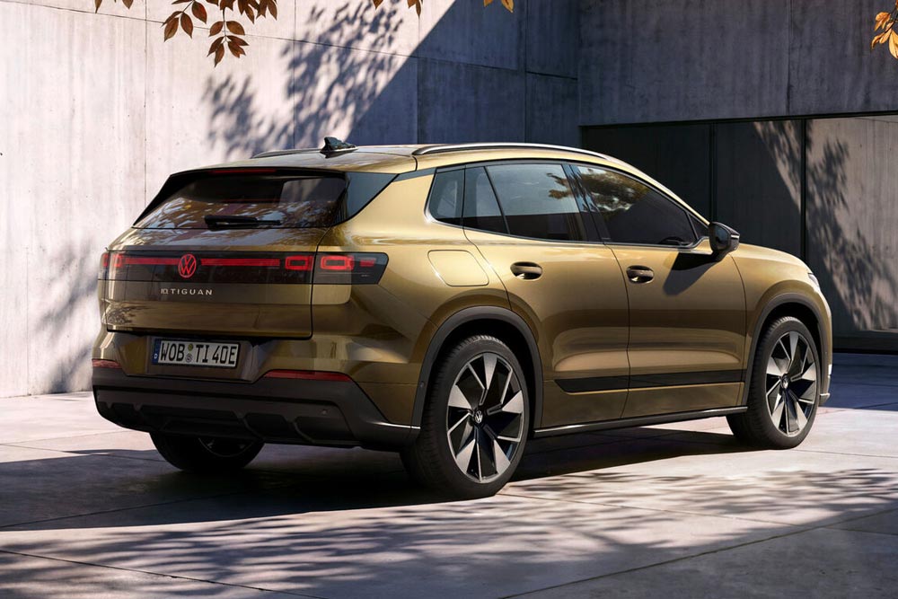 https://cdn.autogreeknews.gr/wp-content/uploads/2026/10/VW-ID.-Tiguan-rear.jpg
