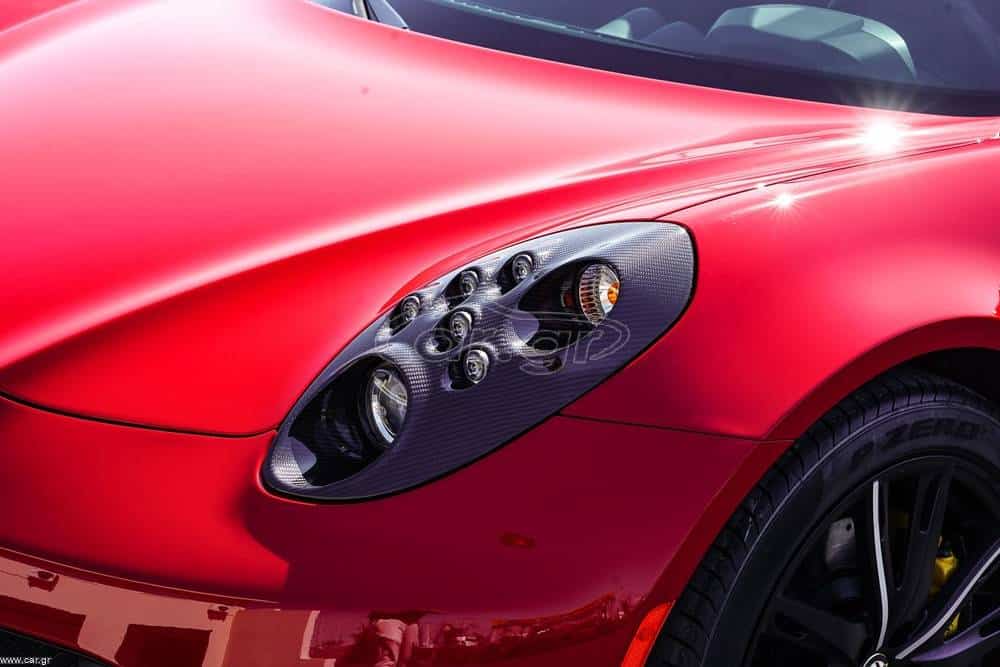 https://cdn.autogreeknews.gr/wp-content/uploads/2026/10/alfa-romeo-4c-for-sale-12.jpg
