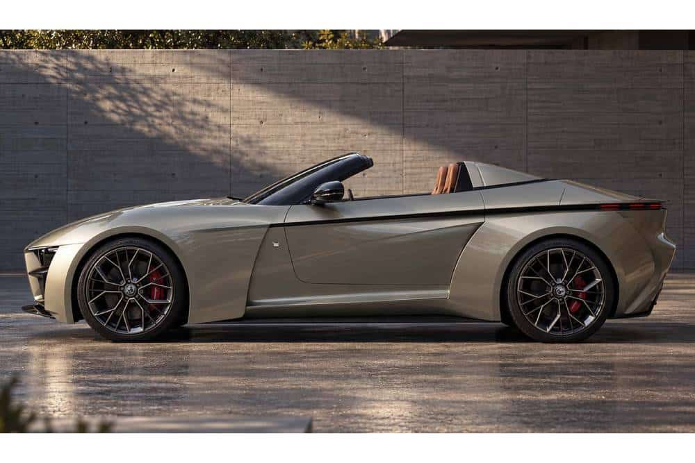 https://cdn.autogreeknews.gr/wp-content/uploads/2026/10/alfa-romeo-giulia-gta-by-castagna-milano-3.jpg