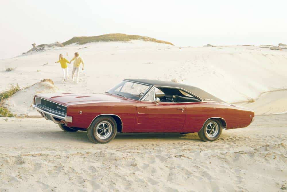 https://cdn.autogreeknews.gr/wp-content/uploads/2026/10/dodge_charger_350.jpg