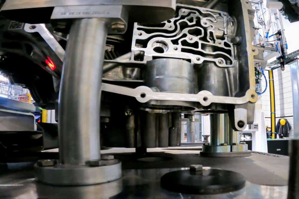 https://cdn.autogreeknews.gr/wp-content/uploads/2026/10/edct-plant-turin-1-1.jpg