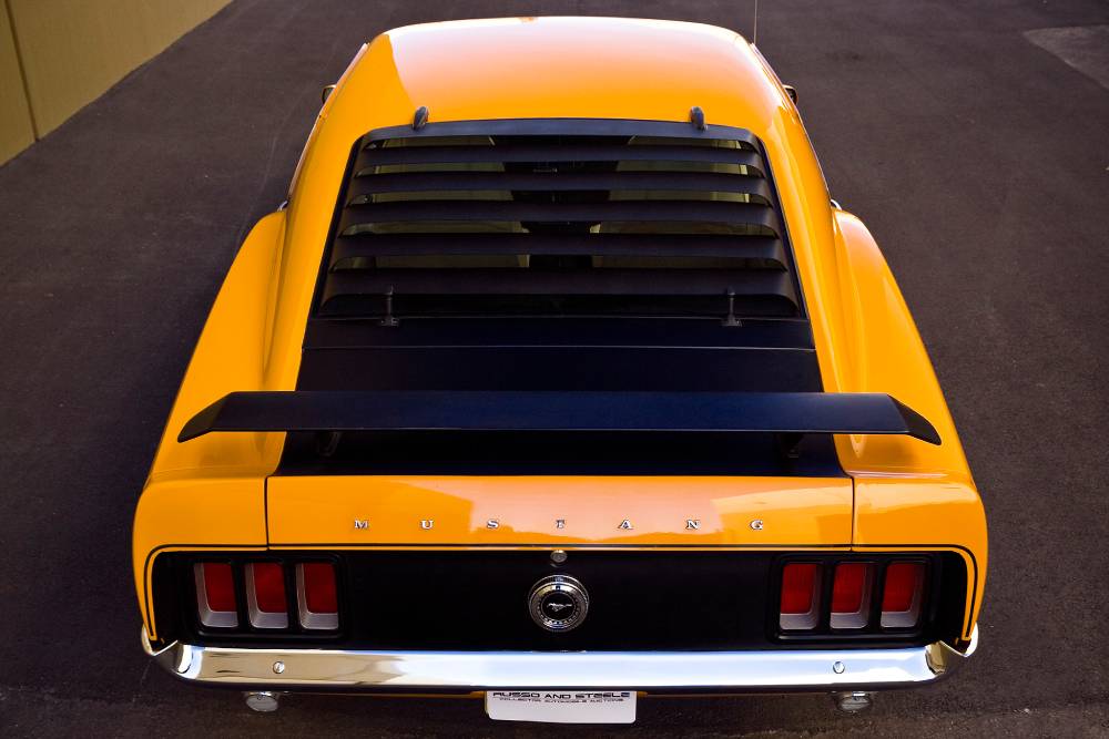 https://cdn.autogreeknews.gr/wp-content/uploads/2026/10/ford_mustang_boss_302_16.jpg