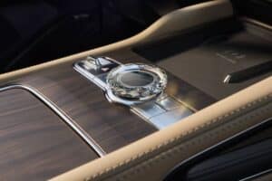 geely monjaro em-i (2) (1)