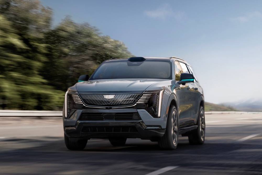 https://cdn.autogreeknews.gr/wp-content/uploads/2026/10/gm-autonomous-tech-06.jpg