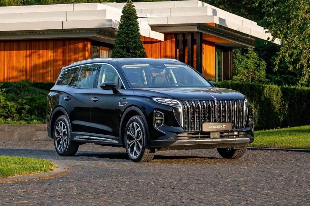 https://cdn.autogreeknews.gr/wp-content/uploads/2026/10/hongqi-hs7.jpg